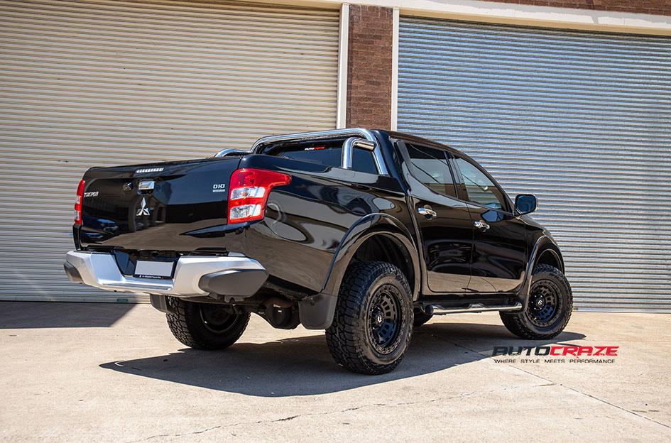 MITSUBISHI TRITON ZEPHYR MATTE BLACK
